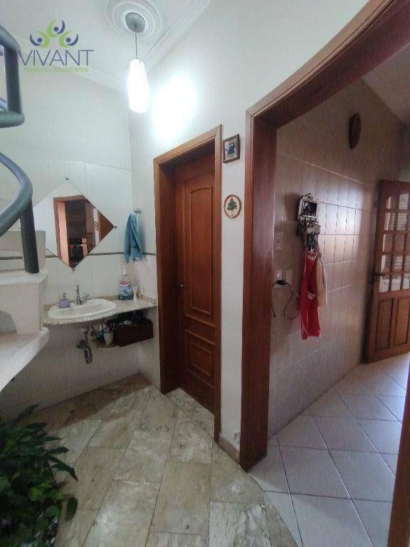 Sobrado à venda com 3 quartos, 251m² - Foto 8