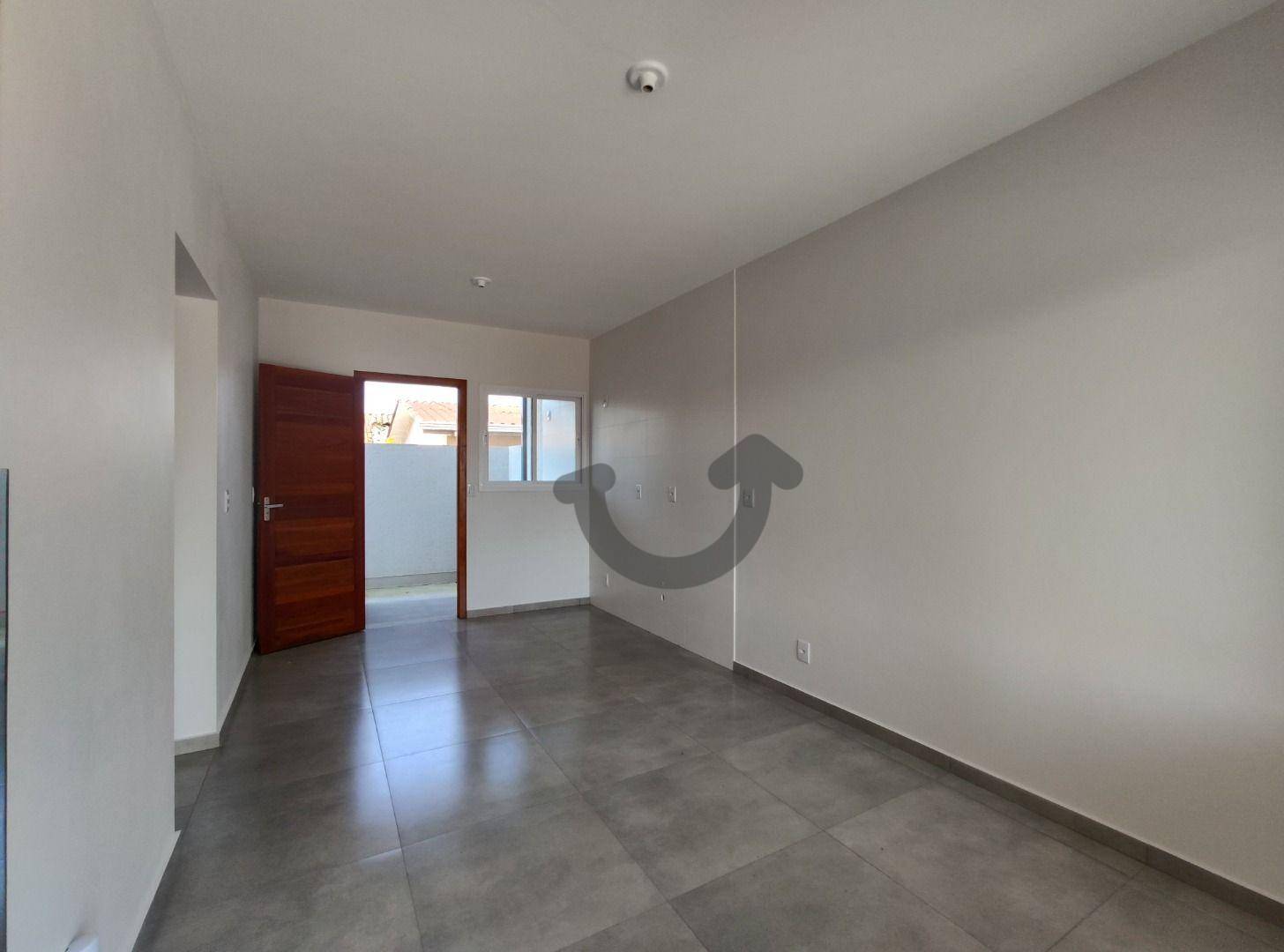 Casa à venda com 2 quartos, 52m² - Foto 5