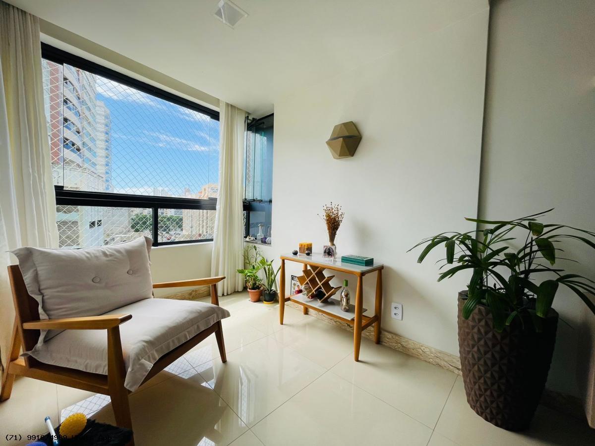 Apartamento à venda com 2 quartos, 67m² - Foto 3