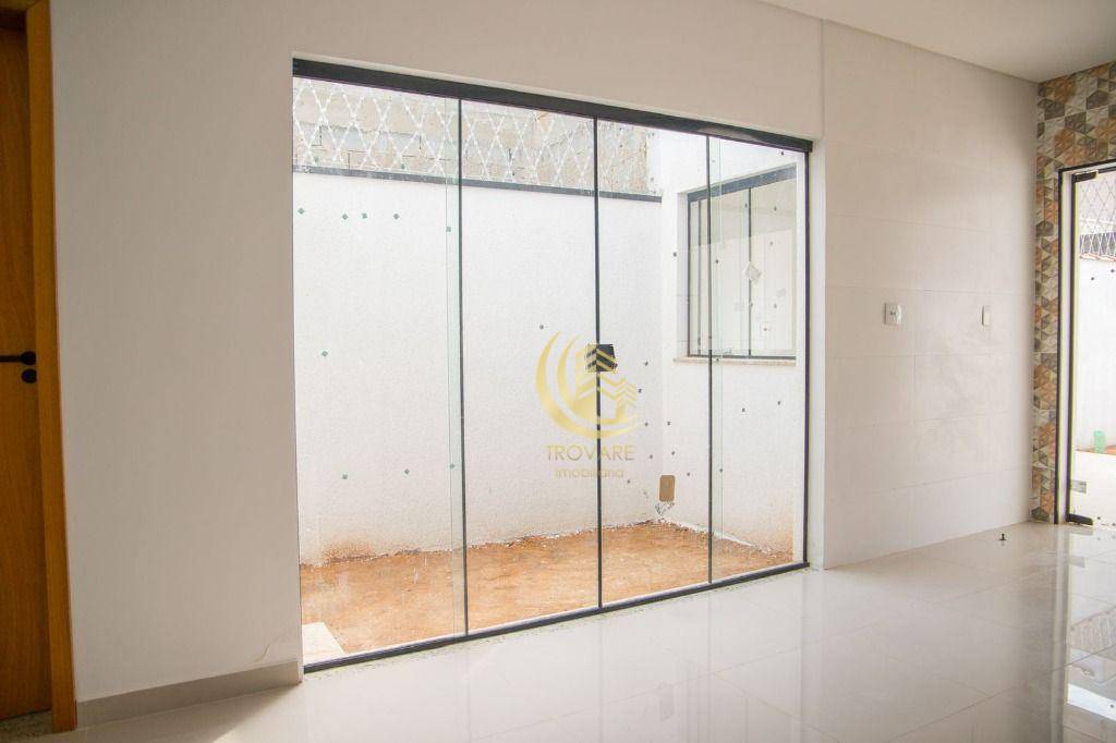 Casa à venda com 3 quartos, 178m² - Foto 12