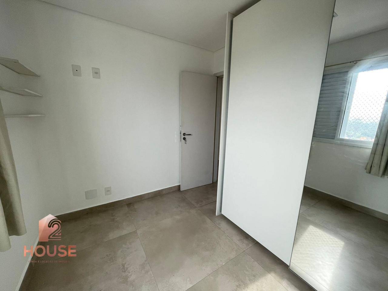 Apartamento, 2 quartos, 72 m² - Foto 2