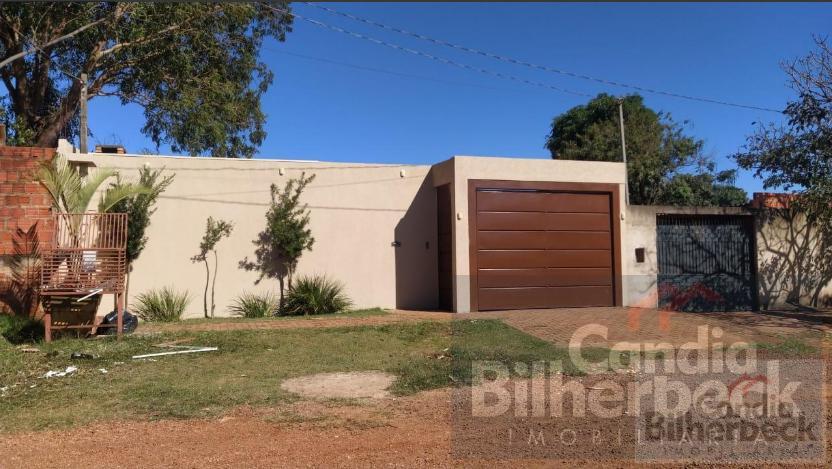 Casa à venda com 3 quartos, 480m² - Foto 1