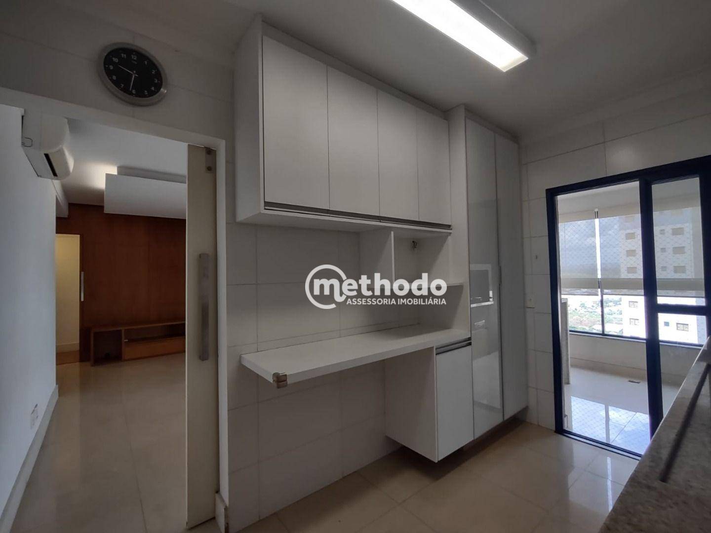 Apartamento para alugar com 3 quartos, 117m² - Foto 11