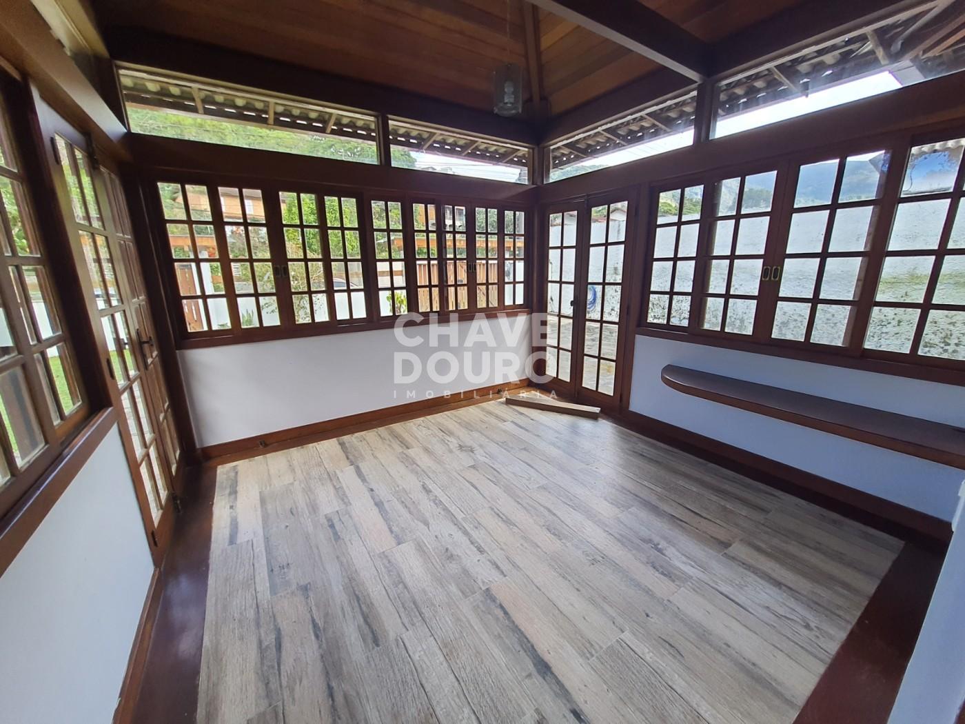 Casa à venda com 4 quartos, 700m² - Foto 9