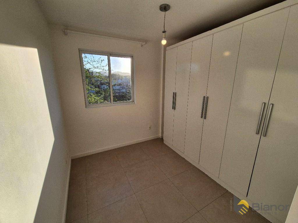 Apartamento à venda com 3 quartos, 75m² - Foto 13