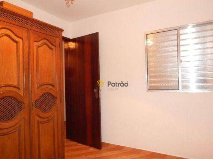 Sobrado à venda com 3 quartos, 214m² - Foto 11