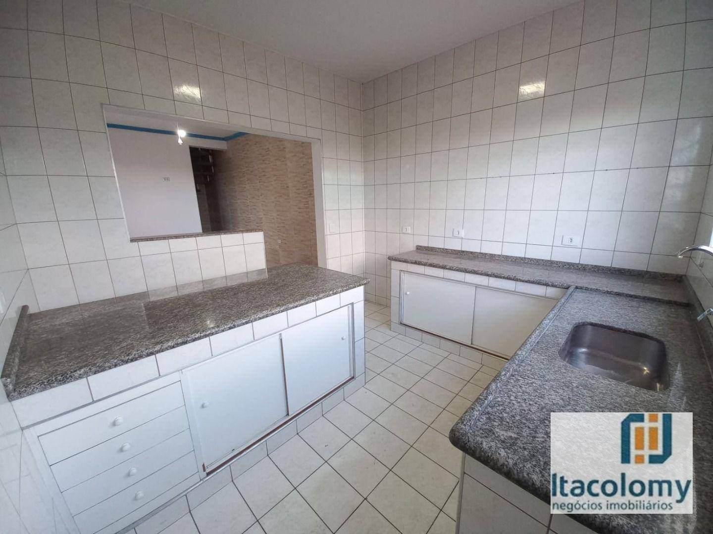 Casa à venda com 4 quartos, 214m² - Foto 6