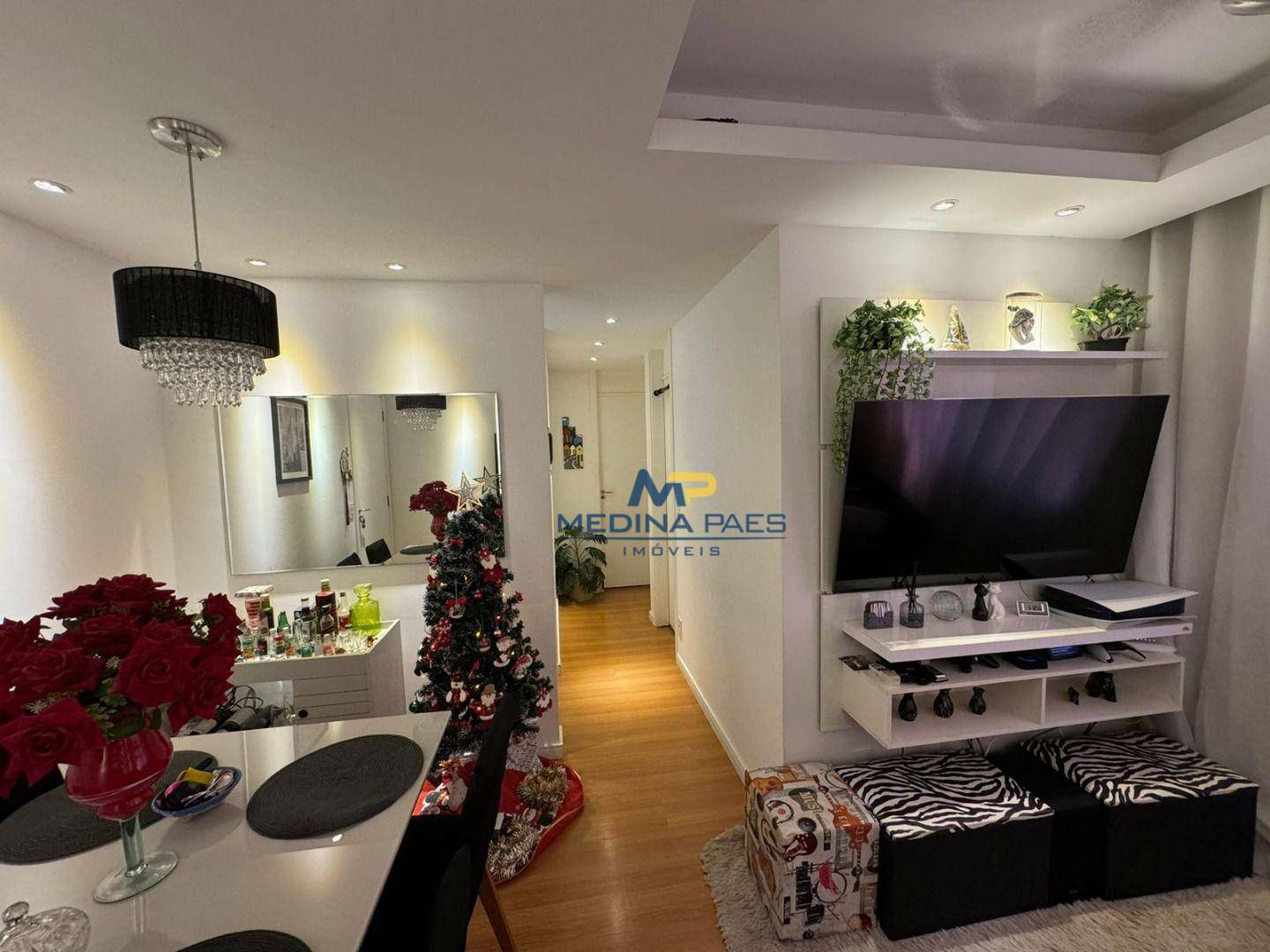 Apartamento à venda com 2 quartos, 50m² - Foto 2