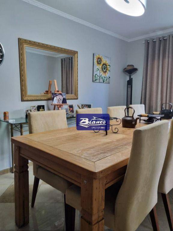 Sobrado à venda e aluguel com 3 quartos, 380m² - Foto 54