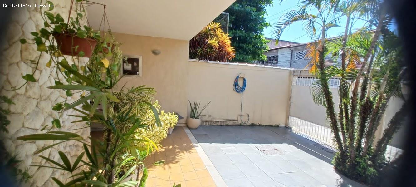 Casa de Condomínio à venda com 3 quartos, 201m² - Foto 29