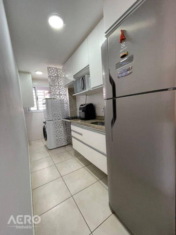 Apartamento para alugar com 2 quartos, 48m² - Foto 2