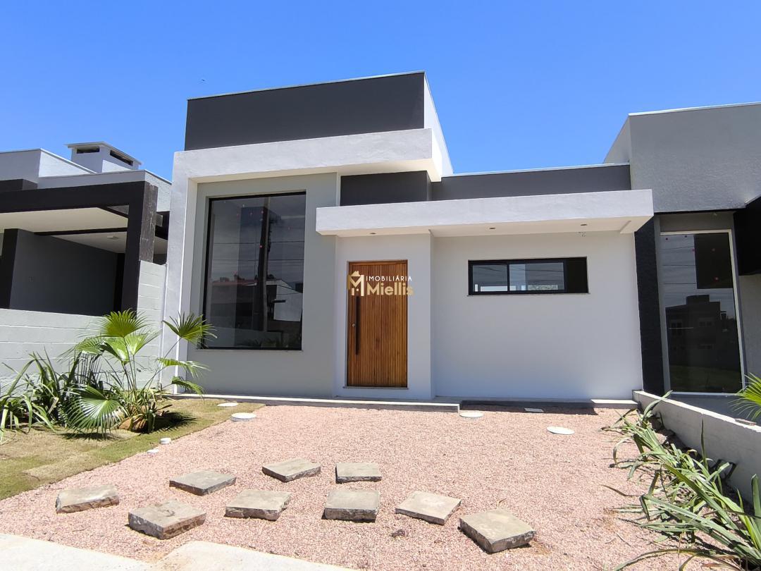 Casa à venda com 3 quartos, 94m² - Foto 1
