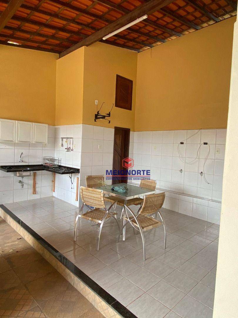 Casa à venda com 5 quartos, 300m² - Foto 4