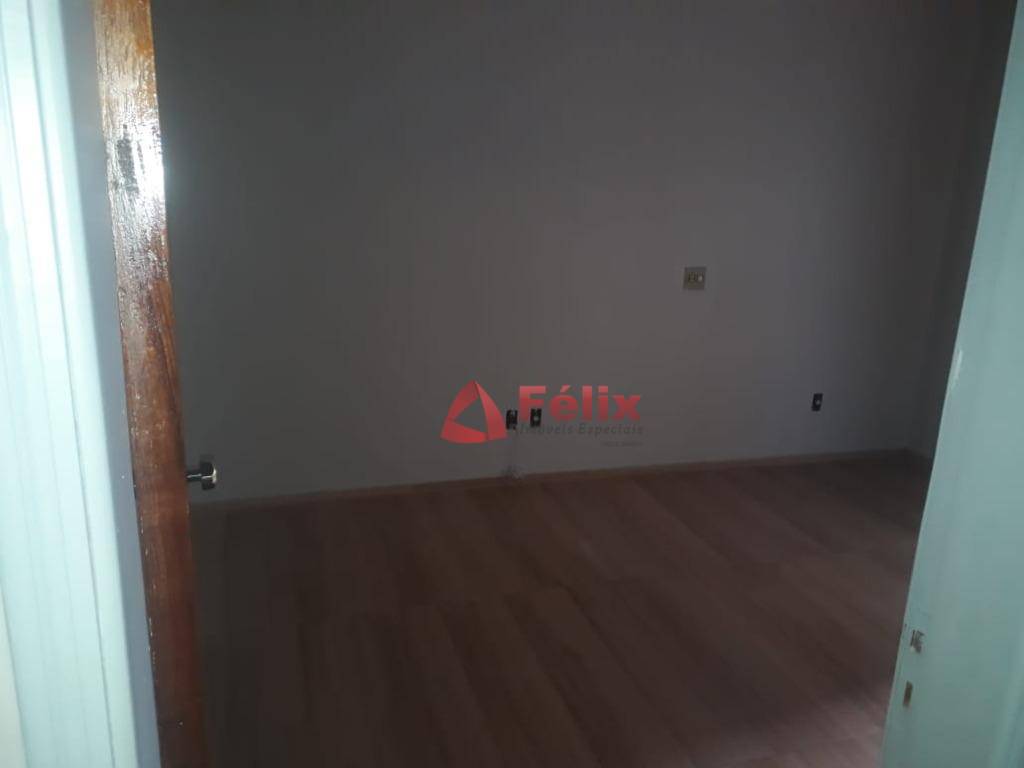 Apartamento à venda com 4 quartos, 140m² - Foto 9