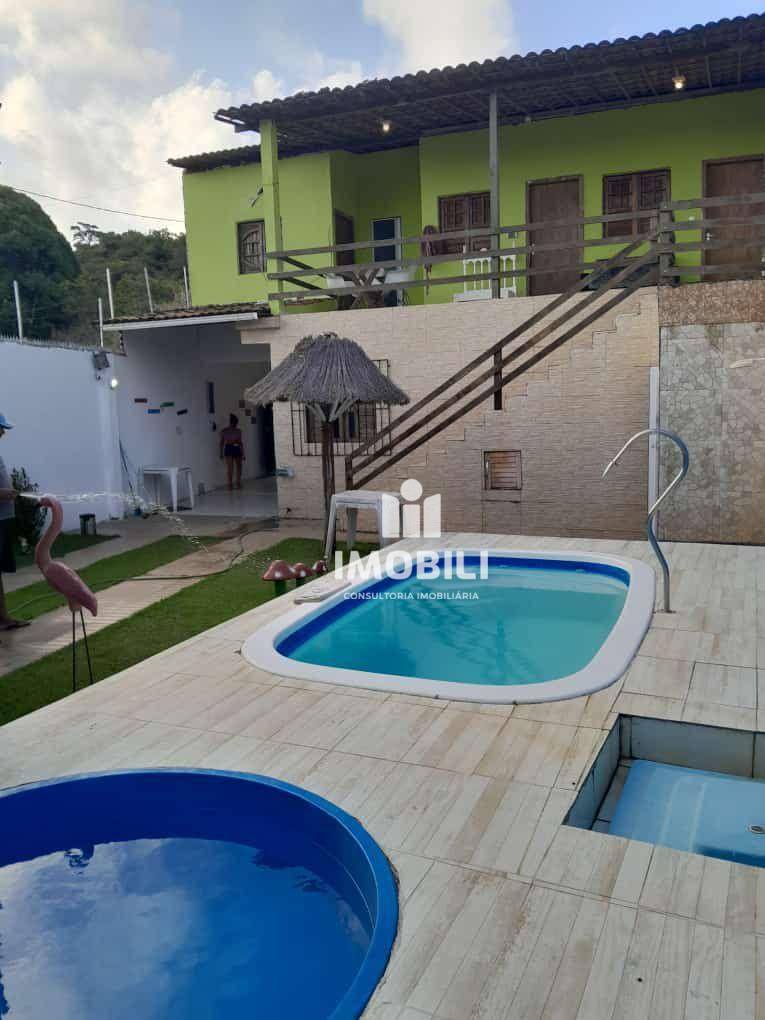 Casa à venda com 4 quartos, 187m² - Foto 1