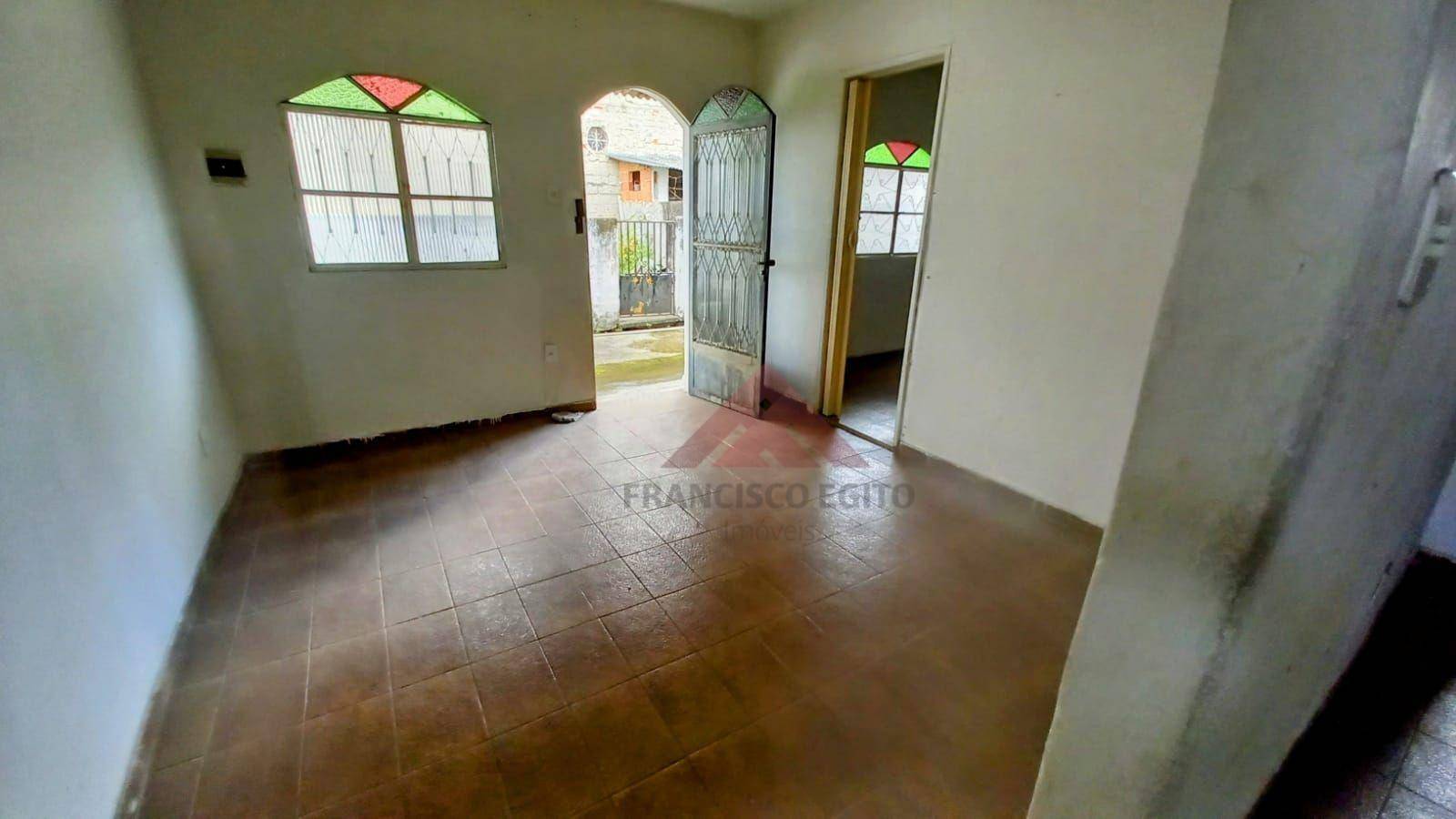 Casa à venda com 2 quartos, 306m² - Foto 12