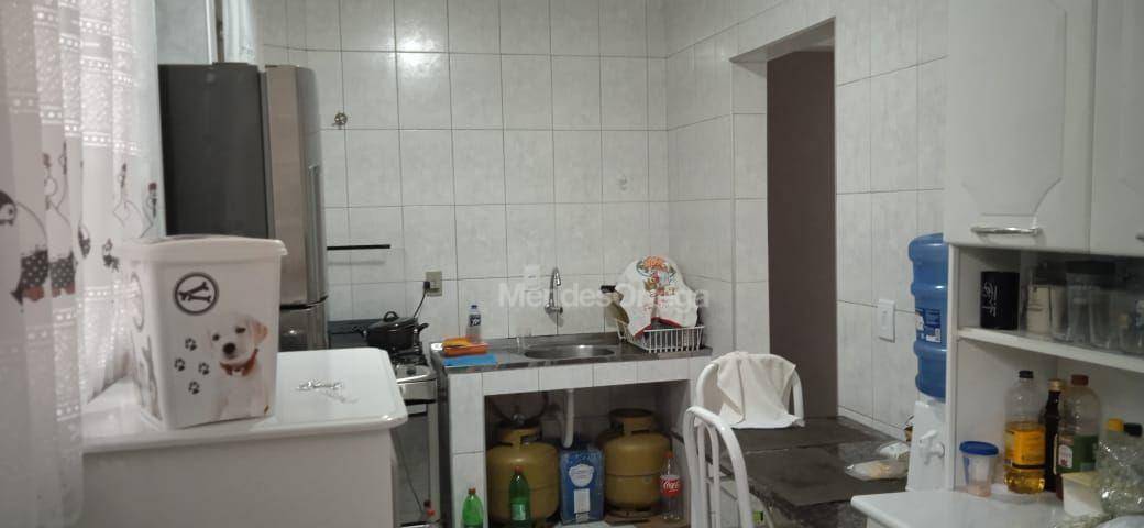 Apartamento à venda com 2 quartos, 65m² - Foto 3