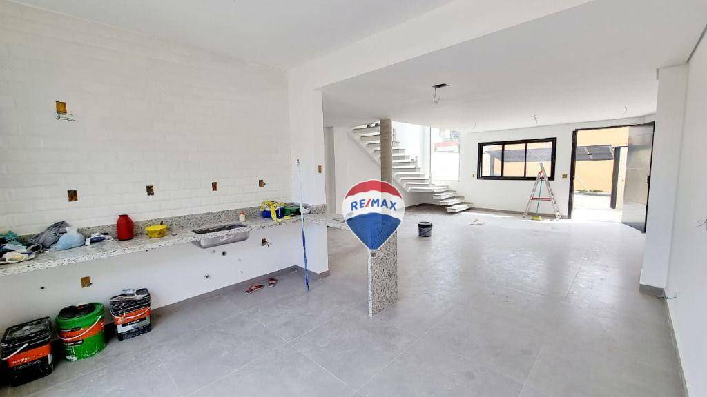 Casa à venda com 3 quartos, 100M2 - Foto 4