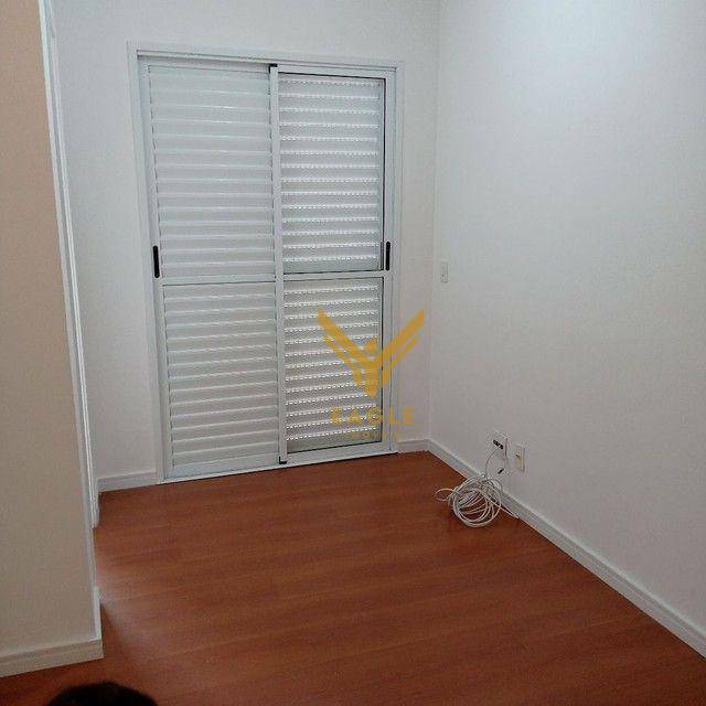 Apartamento à venda com 2 quartos, 61m² - Foto 17