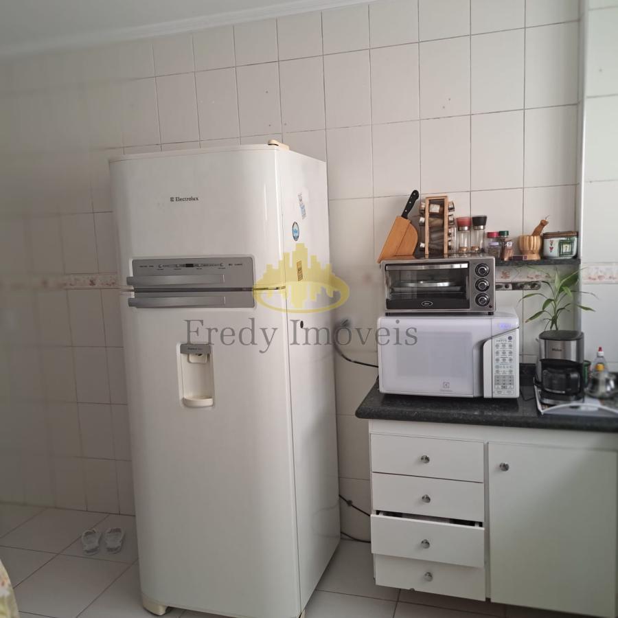 Apartamento à venda com 2 quartos, 83m² - Foto 18