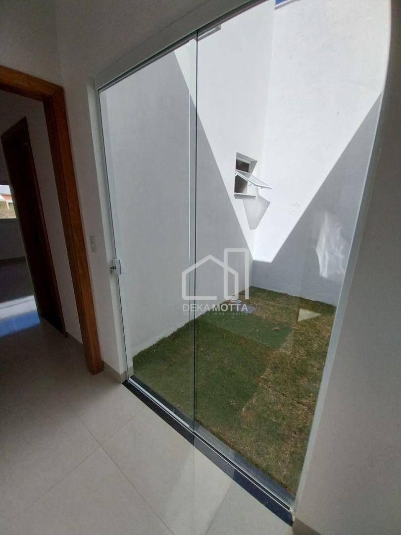 Casa de Condomínio à venda com 3 quartos, 165m² - Foto 4