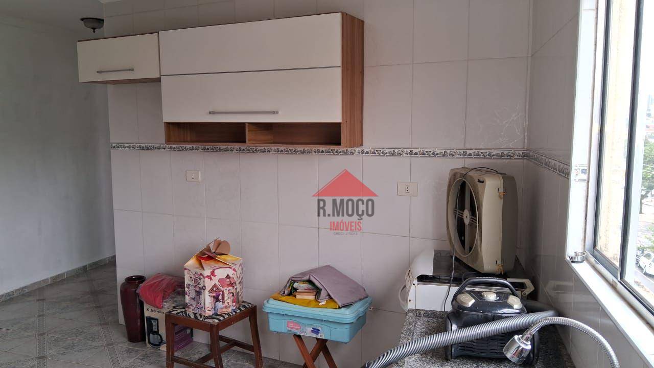 Casa para alugar com 1 quarto, 35m² - Foto 4