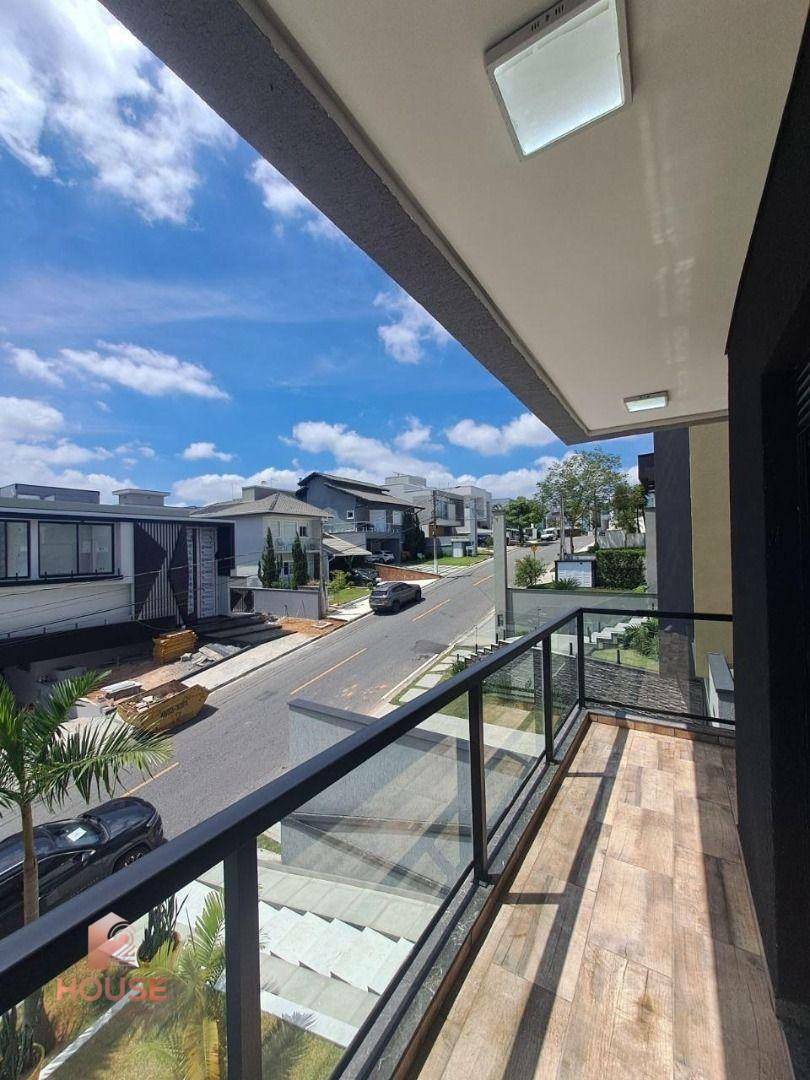 Casa de Condomínio à venda com 3 quartos, 311m² - Foto 5