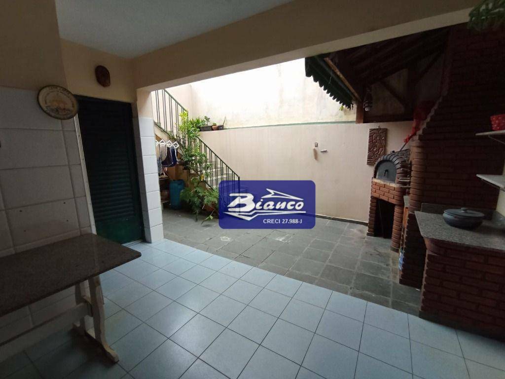 Sobrado à venda com 3 quartos, 154m² - Foto 10