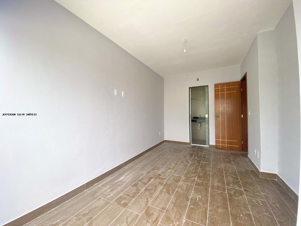 Casa à venda com 2 quartos, 80m² - Foto 12