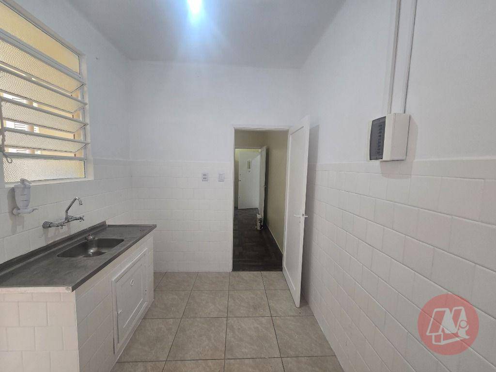 Apartamento para alugar com 1 quarto, 60m² - Foto 14