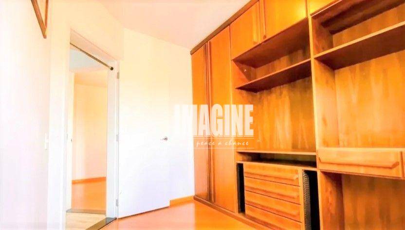 Apartamento à venda com 3 quartos, 60m² - Foto 7