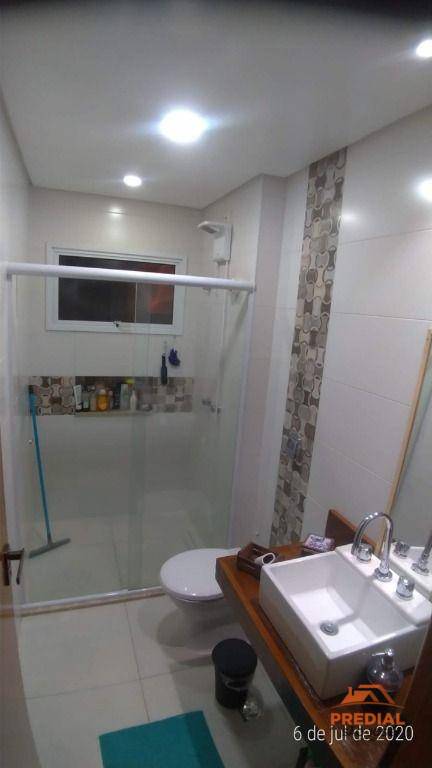 Casa de Condomínio à venda com 3 quartos, 240m² - Foto 13