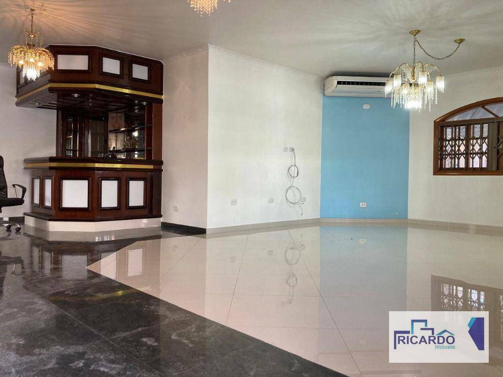 Casa à venda e aluguel com 3 quartos, 298m² - Foto 1