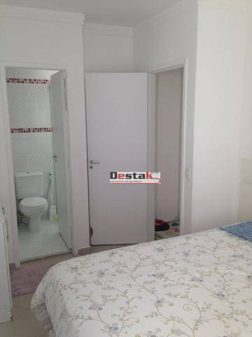 Apartamento à venda com 2 quartos, 64m² - Foto 5