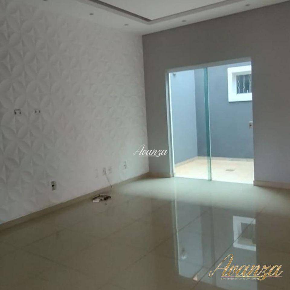 Casa à venda com 3 quartos, 168m² - Foto 7