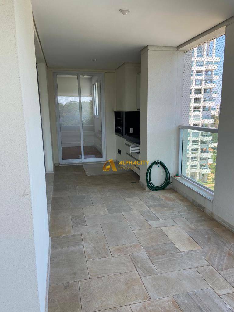 Apartamento para alugar com 4 quartos, 367m² - Foto 27