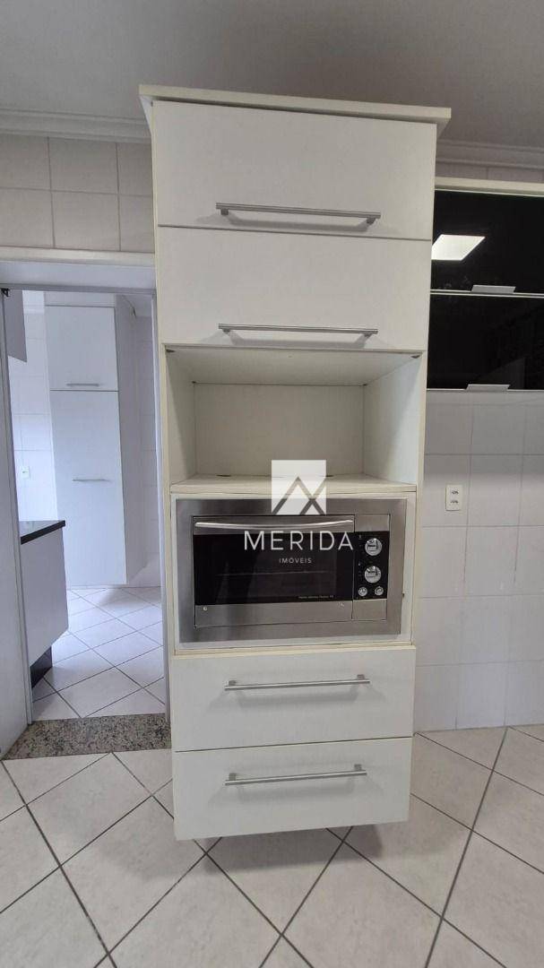 Apartamento para alugar com 3 quartos, 144m² - Foto 14