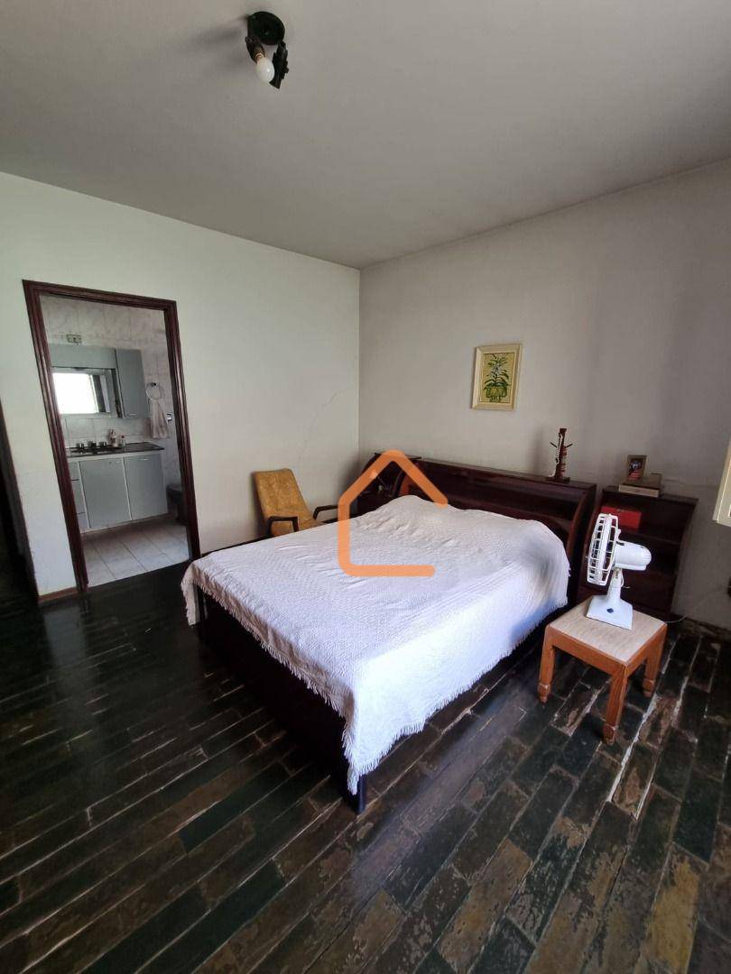 Casa, 4 quartos, 254 m² - Foto 5