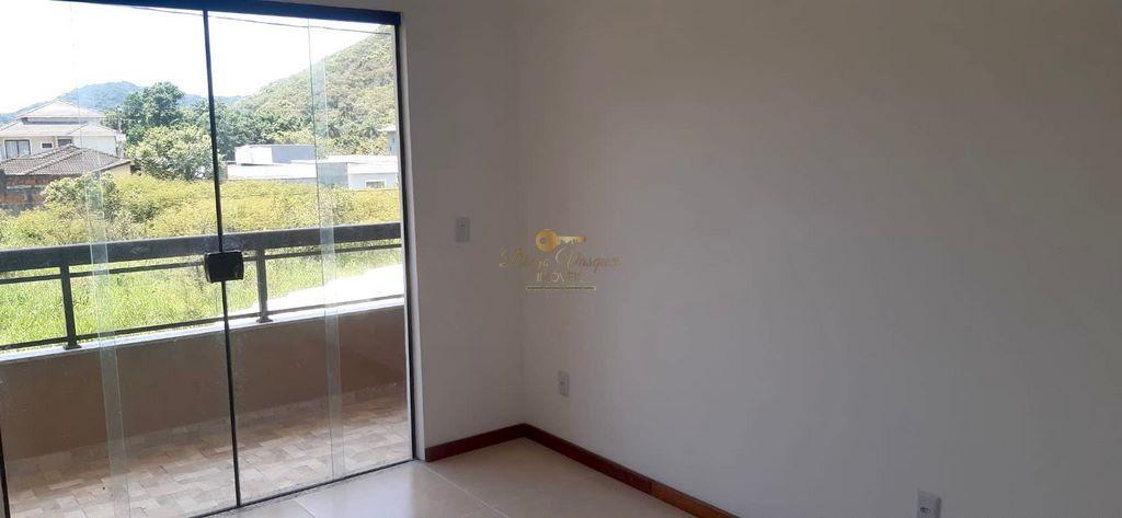 Casa à venda com 3 quartos, 225m² - Foto 9