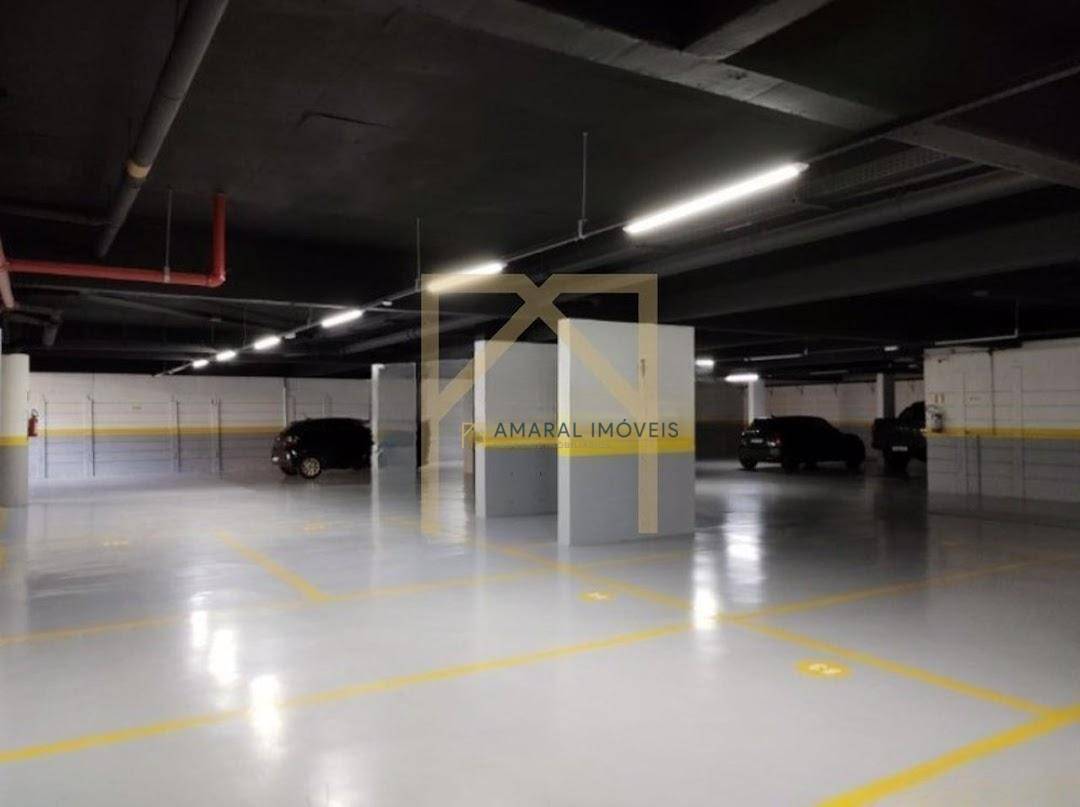 Apartamento à venda e aluguel com 3 quartos, 183m² - Foto 4