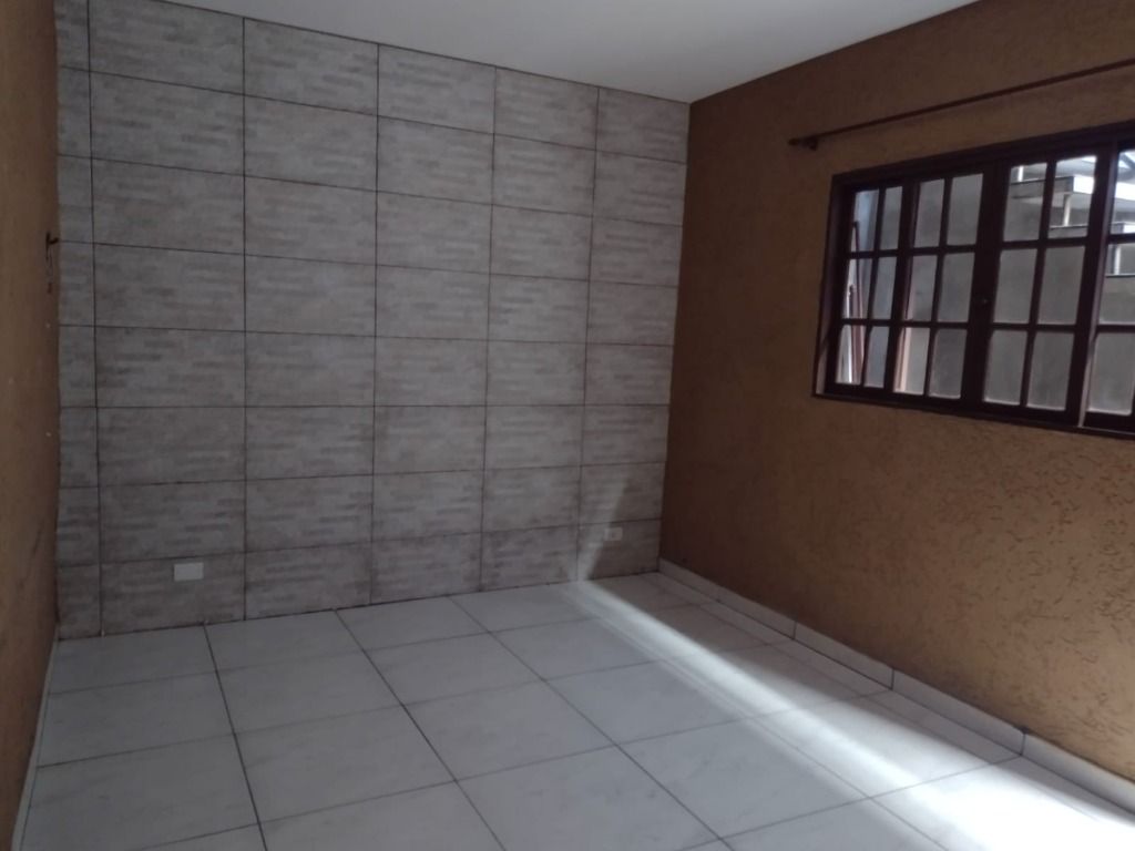 Casa à venda com 1 quarto, 100m² - Foto 11