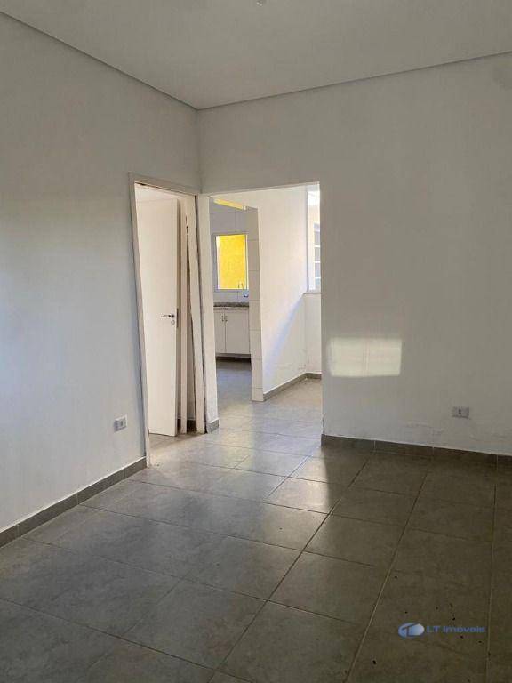 Apartamento para alugar com 1 quarto, 45m² - Foto 13