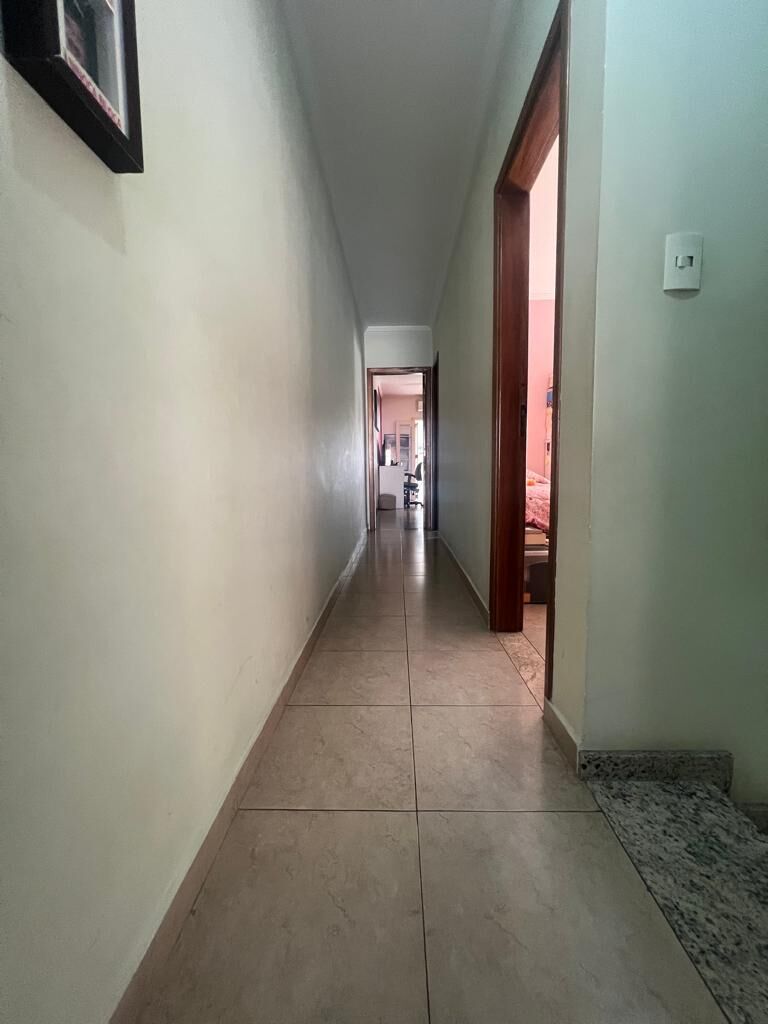 Casa à venda com 3 quartos, 150m² - Foto 10