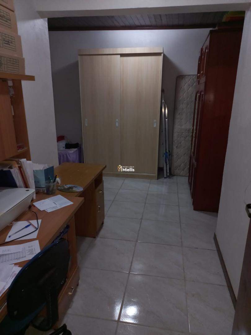 Casa à venda com 3 quartos, 200m² - Foto 13