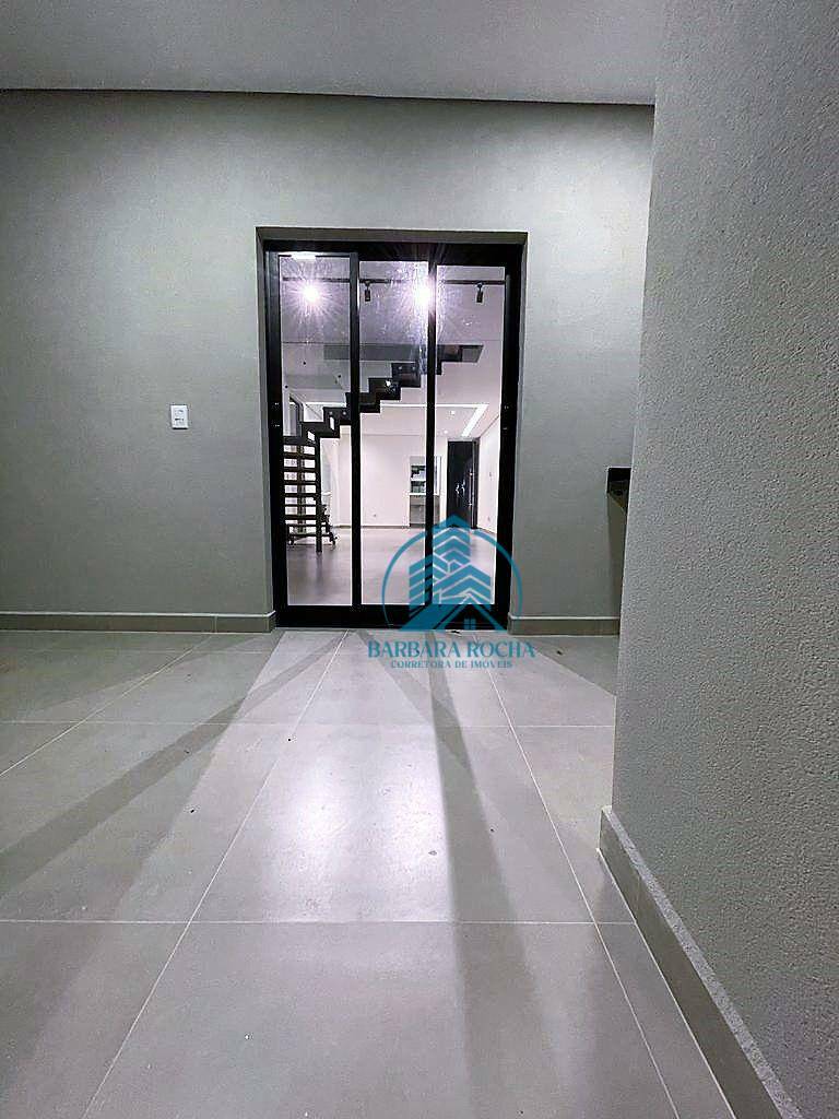 Casa à venda com 3 quartos, 133m² - Foto 7