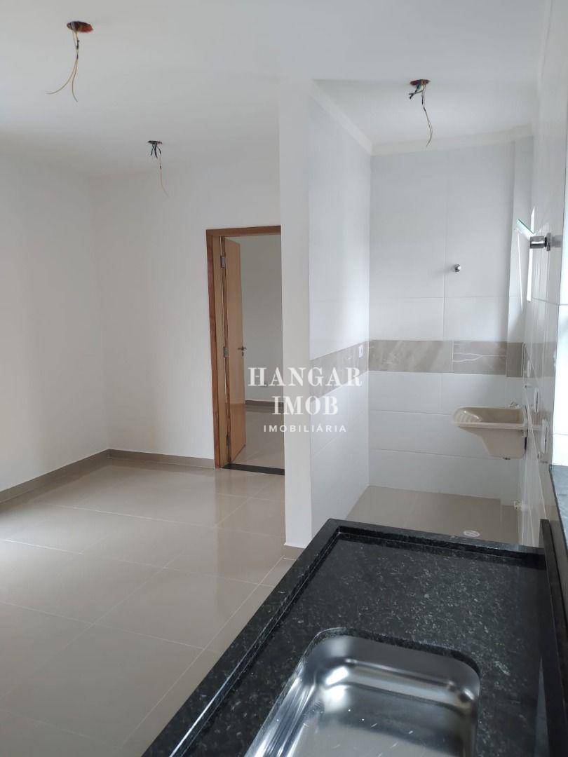 Apartamento à venda com 2 quartos, 40m² - Foto 25