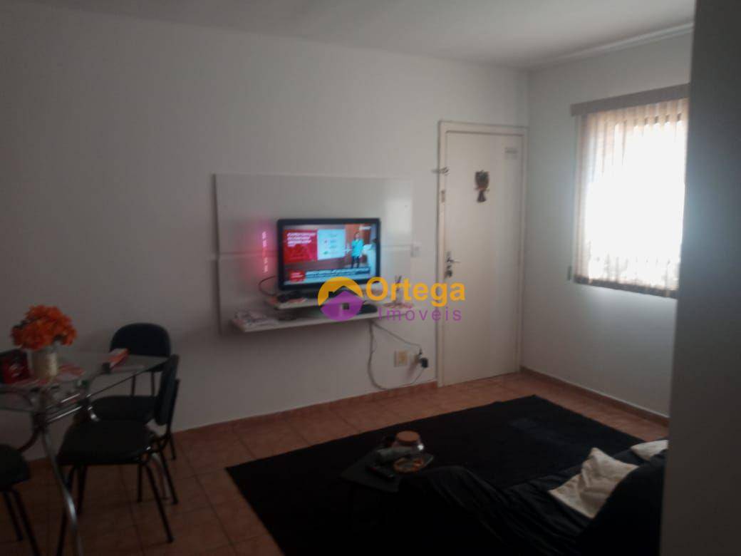 Apartamento à venda com 2 quartos, 69m² - Foto 3