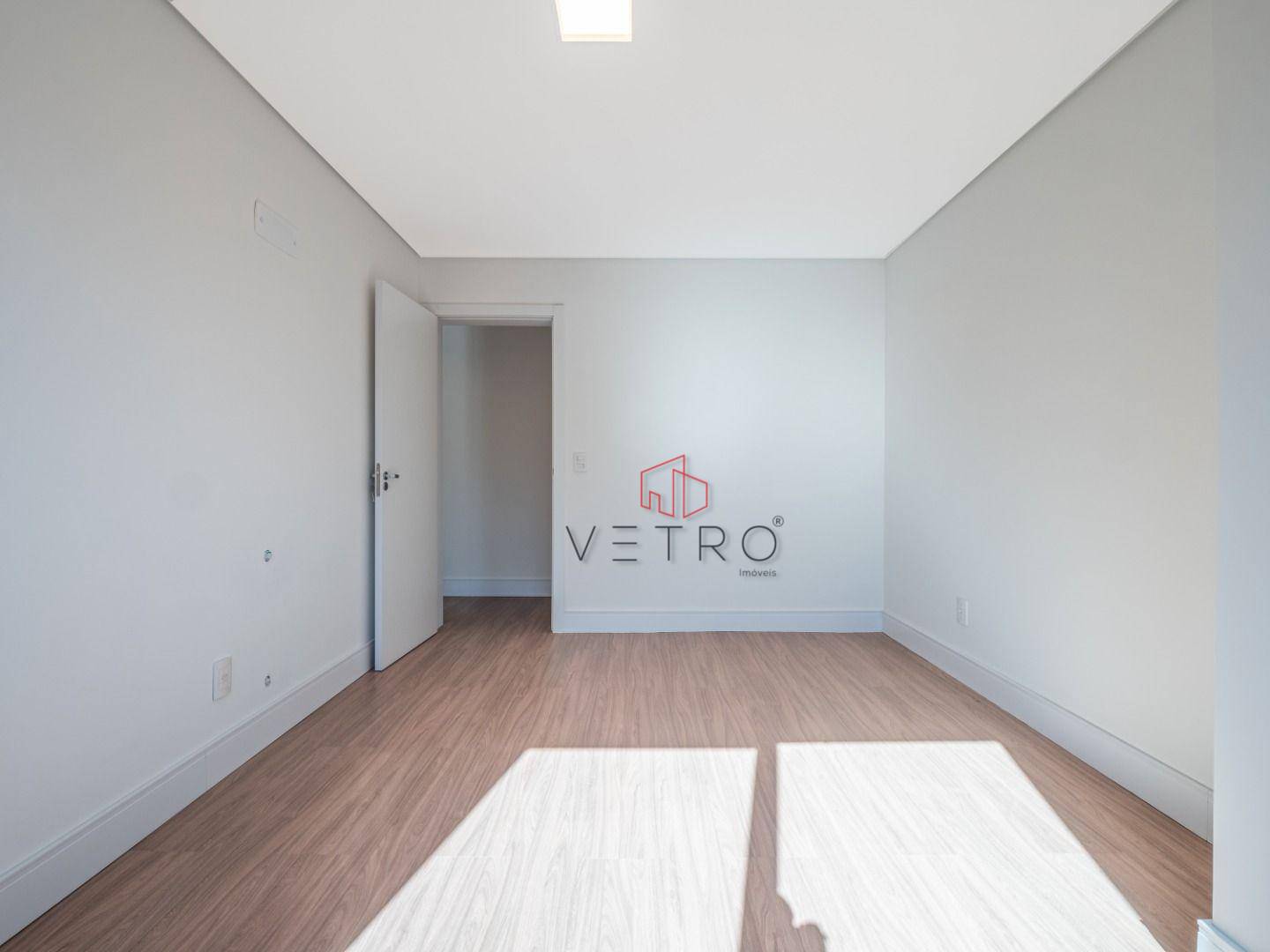 Apartamento à venda com 3 quartos, 200m² - Foto 14