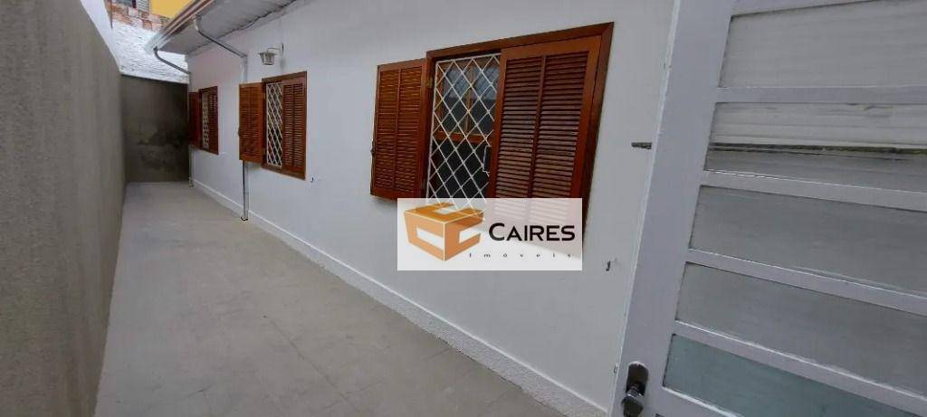 Casa para alugar com 3 quartos, 133m² - Foto 4