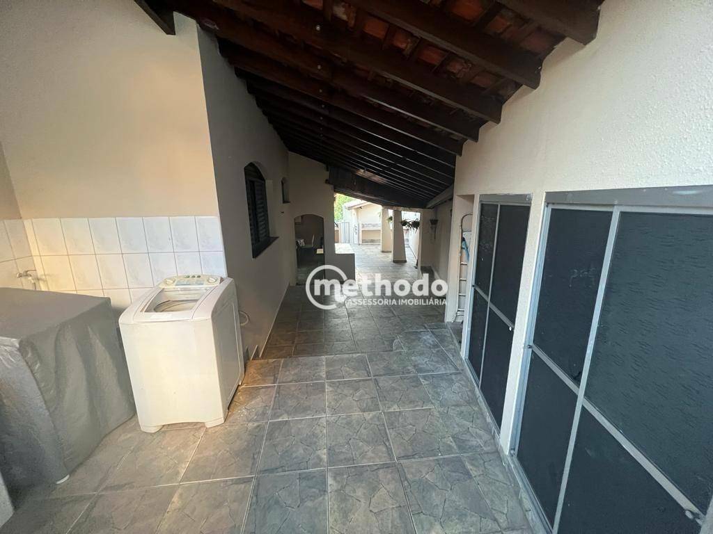 Casa à venda com 3 quartos, 250m² - Foto 9